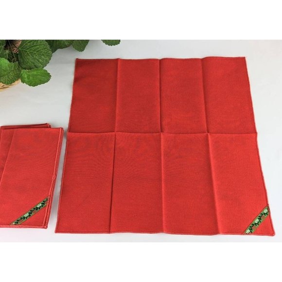 Set of 4 Red and Green Linen Cloth Table Napkins Vintage Christmas Table Decor - Picture 6 of 7